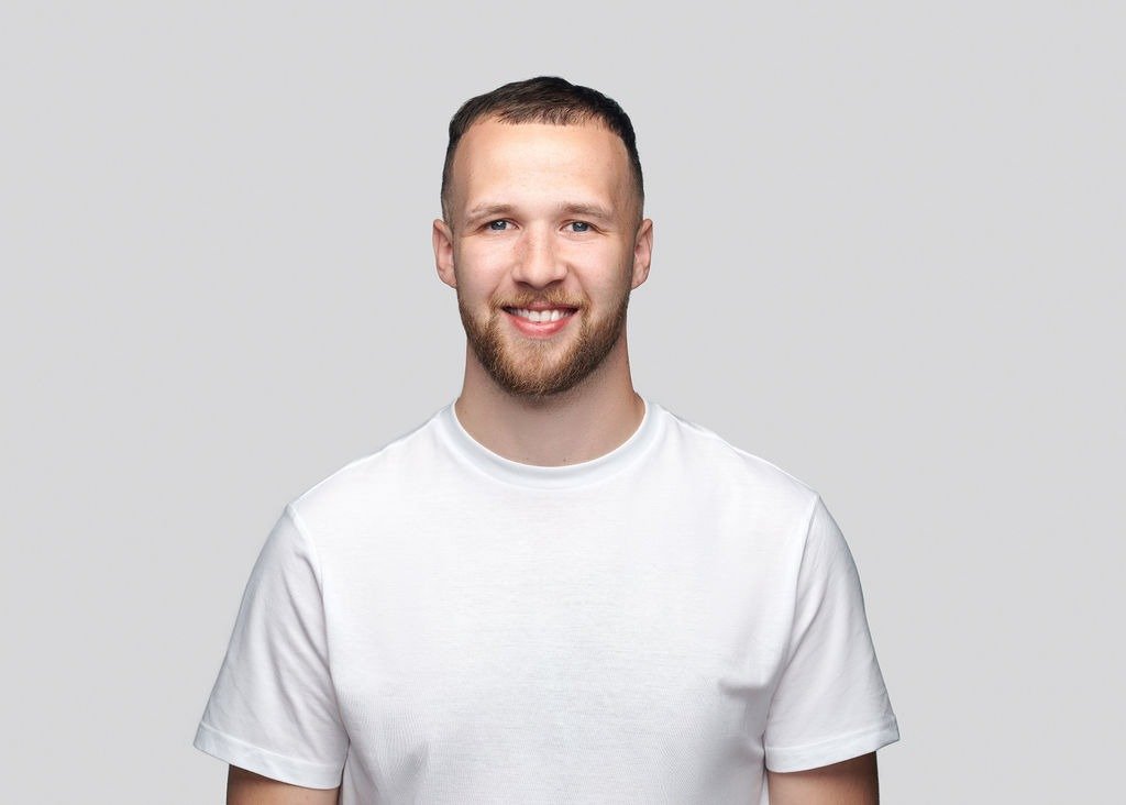 Gydytojas-odontologas-Aleksas-Filipauskas-Altadenta